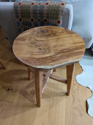 Solid oak round side - side, table
