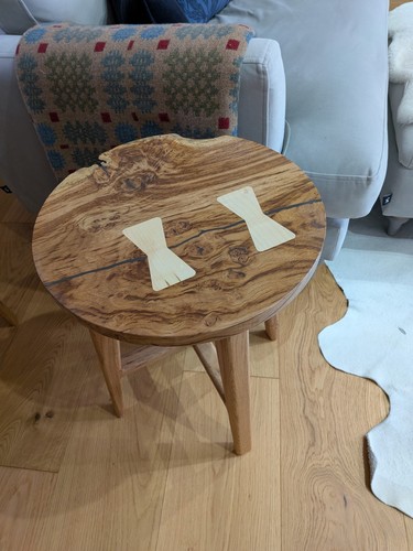 Solid oak round side - round, table